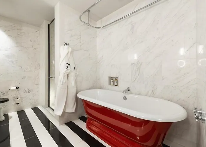 The Editory Boulevard Hotel