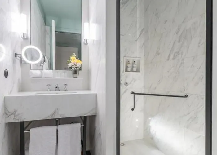 The Editory Boulevard Hotel Oporto